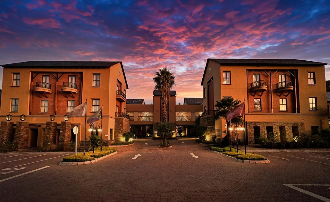 Royal Elephant Hotel & Conference Centre Centurion Dış mekan fotoğraf
