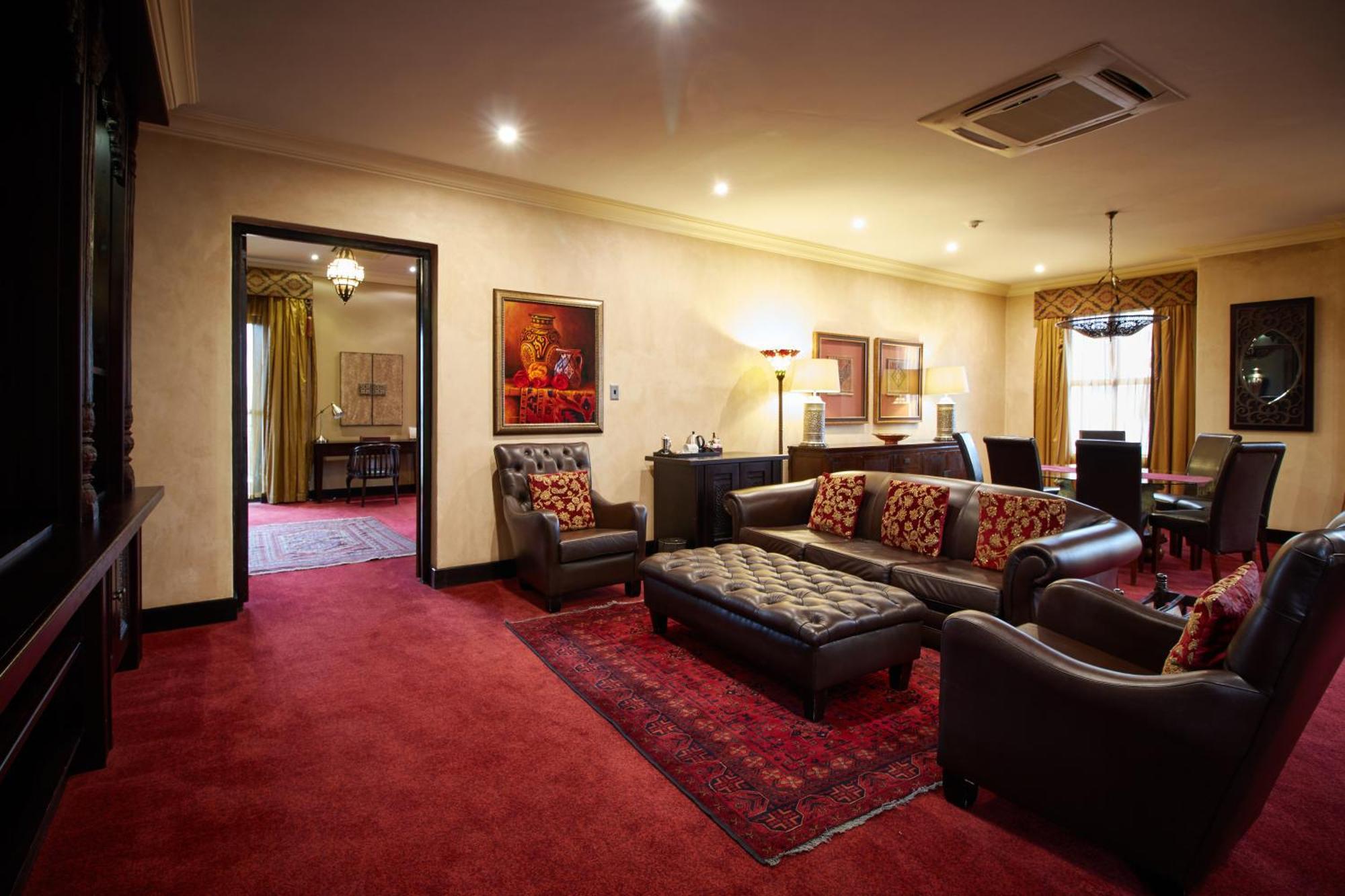 Royal Elephant Hotel & Conference Centre Centurion Dış mekan fotoğraf